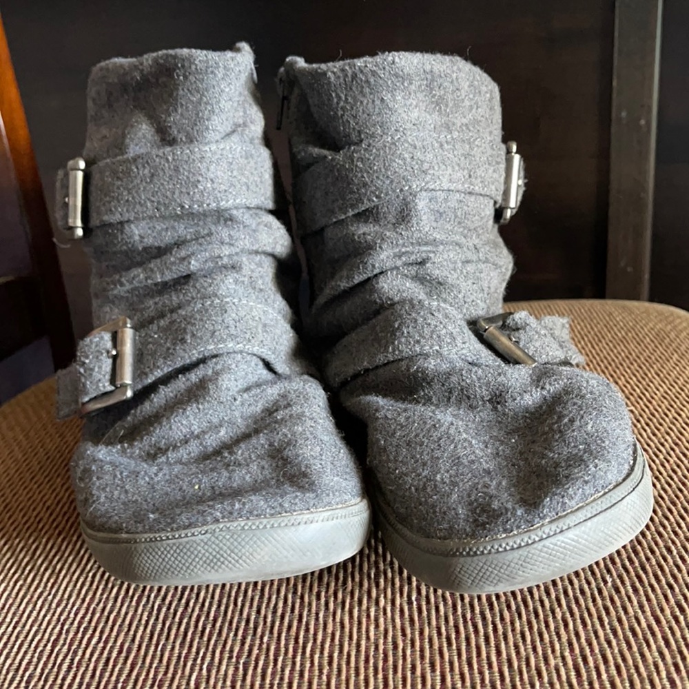 Grey boots.